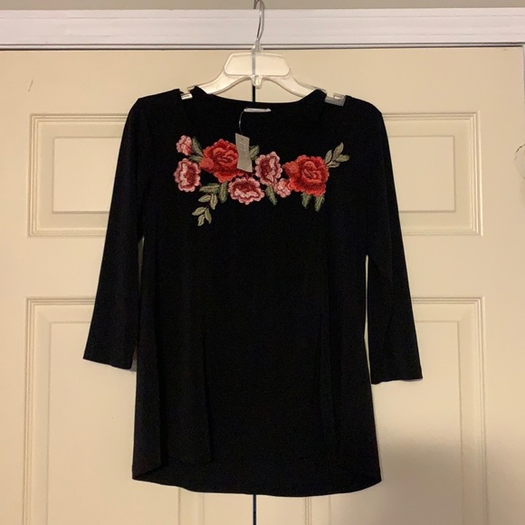 Maurices Tops Sale Last Chance Nwt Maurices Floral Embroidered